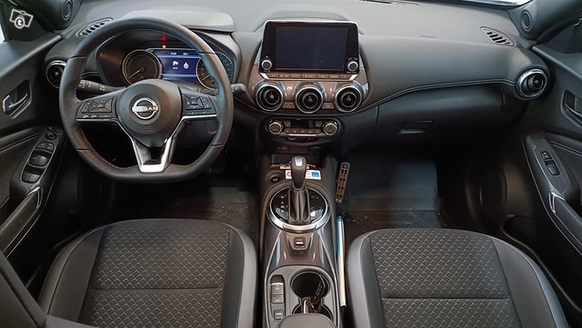 Nissan Juke 5