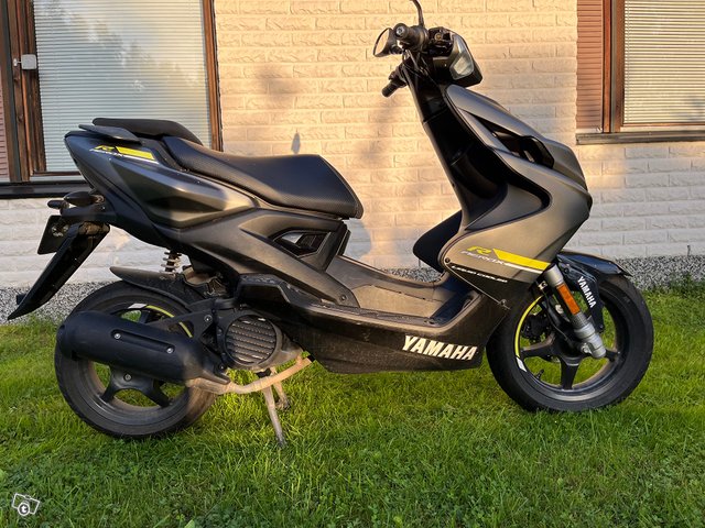 Yamaha Aerox 2018 1