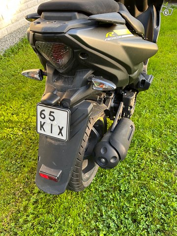 Yamaha Aerox 2018 3