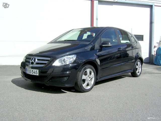 Mercedes-Benz B