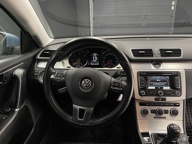 Volkswagen Passat 4