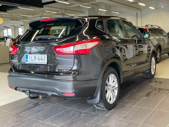 NISSAN Qashqai 2