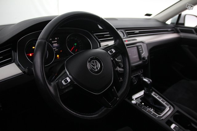 Volkswagen Passat 19