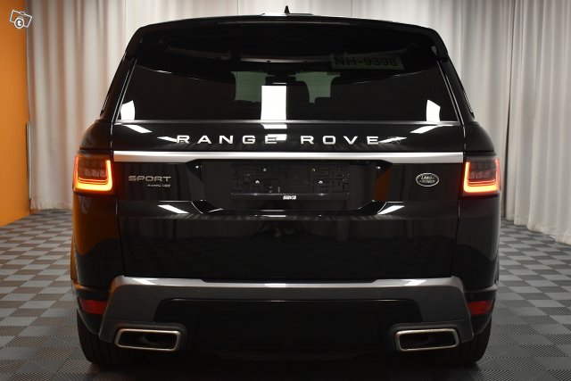 Land Rover Range Rover Sport 7