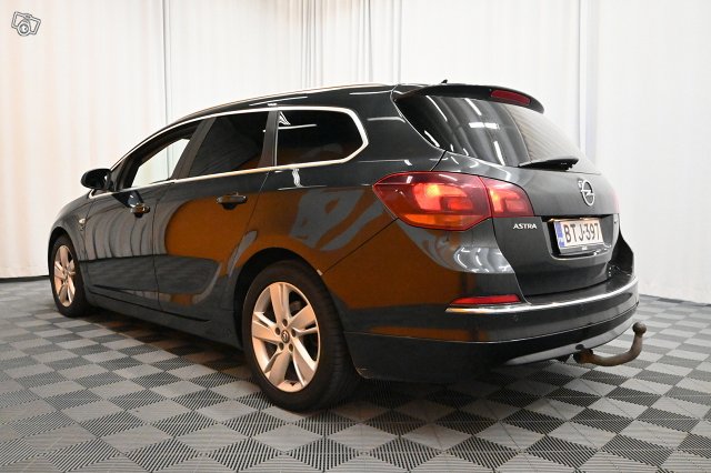 Opel Astra 4