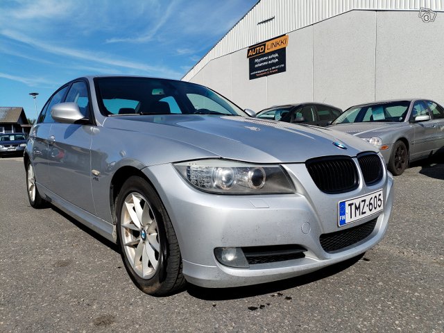 BMW 320d XDRIVE 2