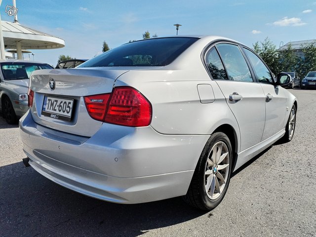 BMW 320d XDRIVE 3