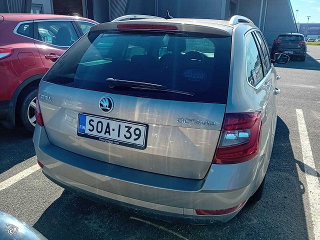 Skoda Octavia 2