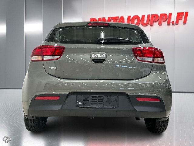 KIA Rio 5