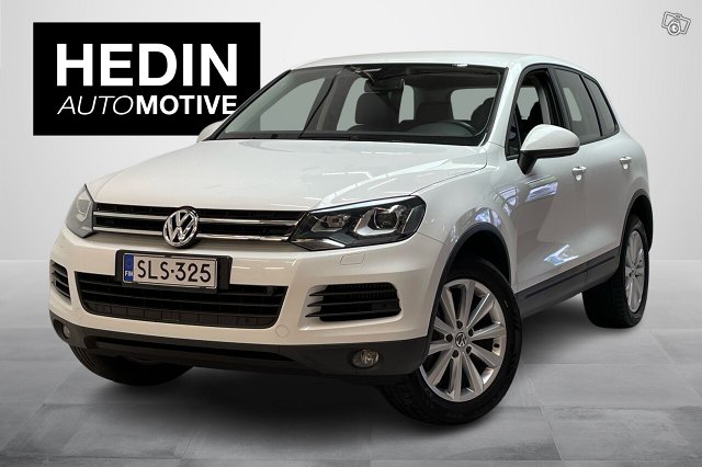 Volkswagen Touareg 1