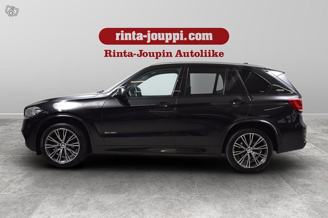 BMW X5 8