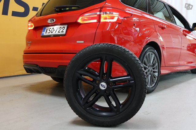 Ford Focus 24