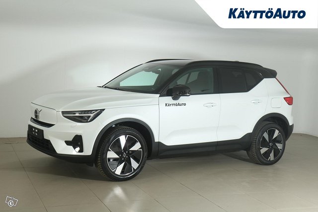 VOLVO XC40 2