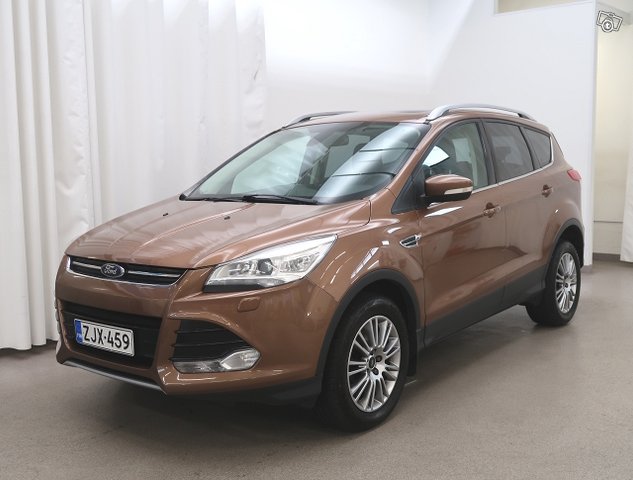 FORD Kuga 1