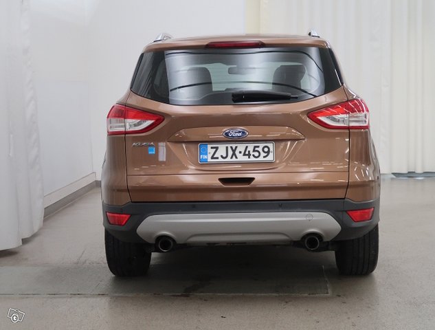 FORD Kuga 4