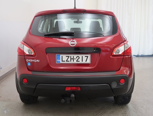 NISSAN Qashqai 4