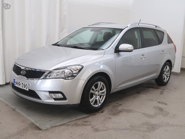 Kia Cee'd 1