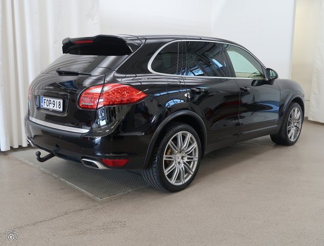 Porsche Cayenne 3