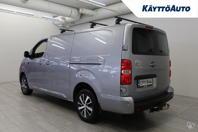 Toyota Proace 4