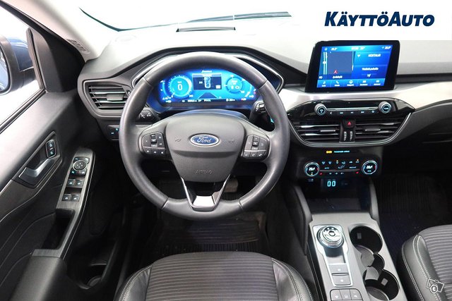 Ford Kuga 8