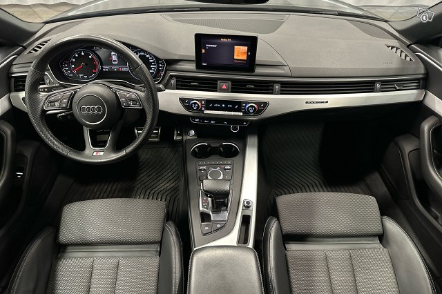 Audi A5 8