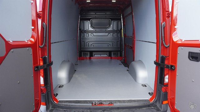 Volkswagen Crafter 6