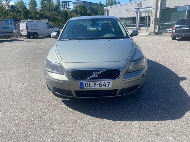 Volvo S40 8