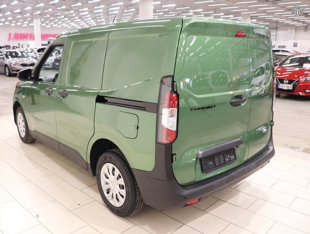 Ford Transit Courier 6