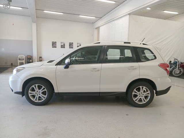 Subaru Forester 4