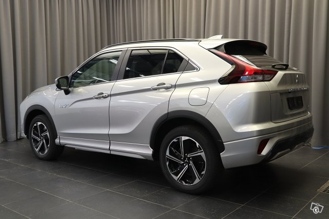 Mitsubishi Eclipse Cross 2