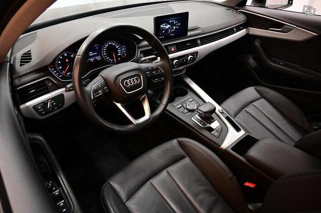 Audi A4 16