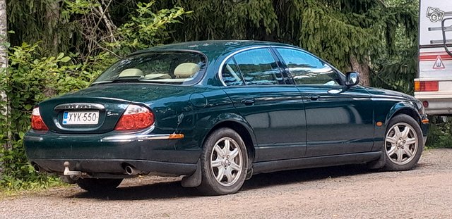 Jaguar S-Type 2