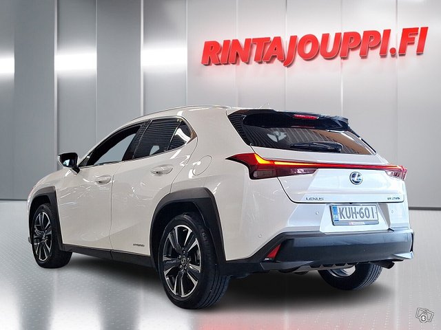 Lexus UX 2