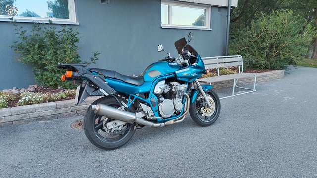 Suzuki Gsf600 Bandit S 3