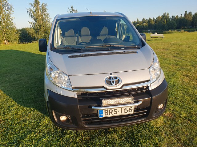 Toyota Proace 5