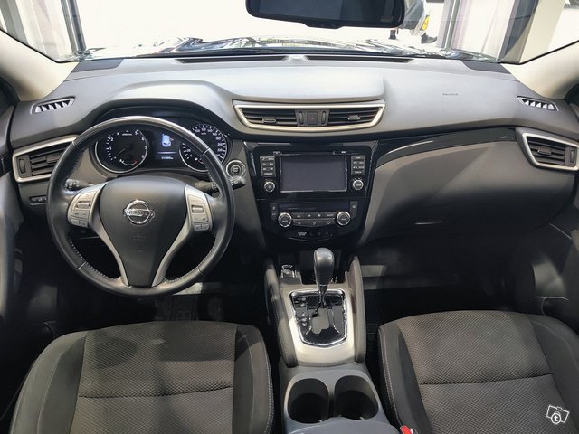 NISSAN Qashqai 4