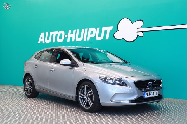 Volvo V40 1