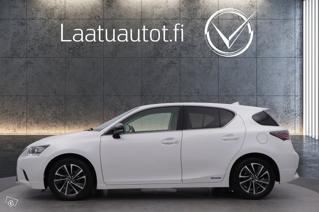 Lexus CT 2