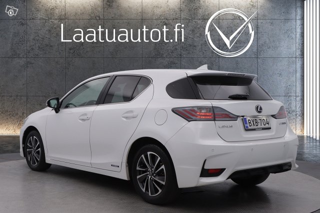 Lexus CT 3