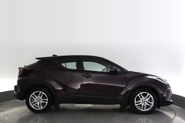 Toyota C-HR 6