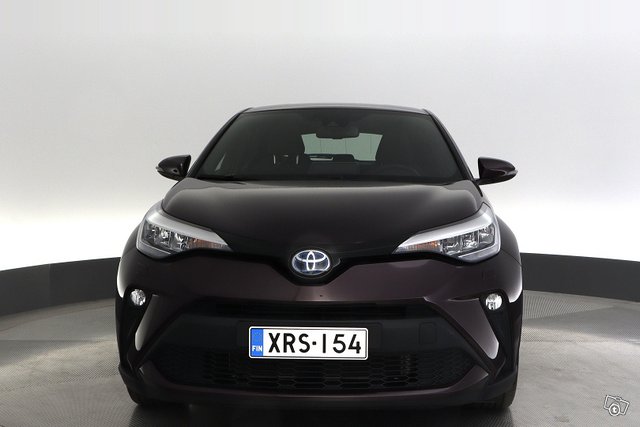 Toyota C-HR 8