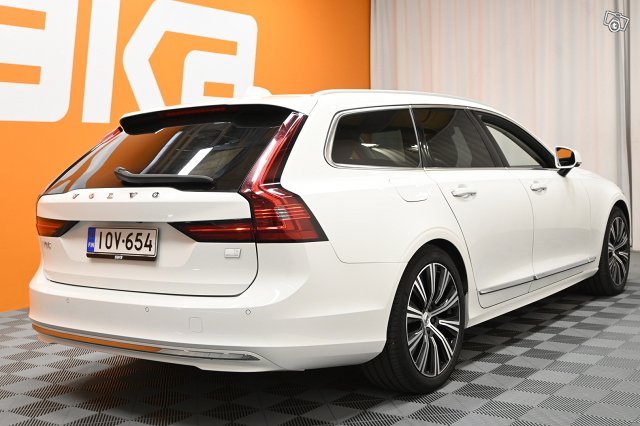 Volvo V90 7