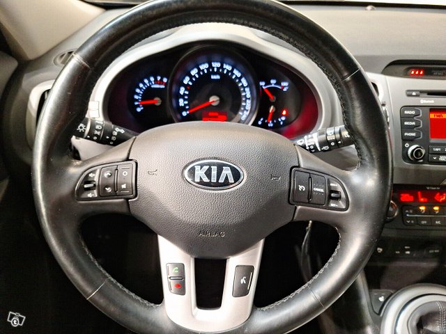 Kia Sportage 8