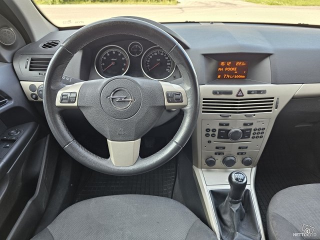 Opel Astra 14