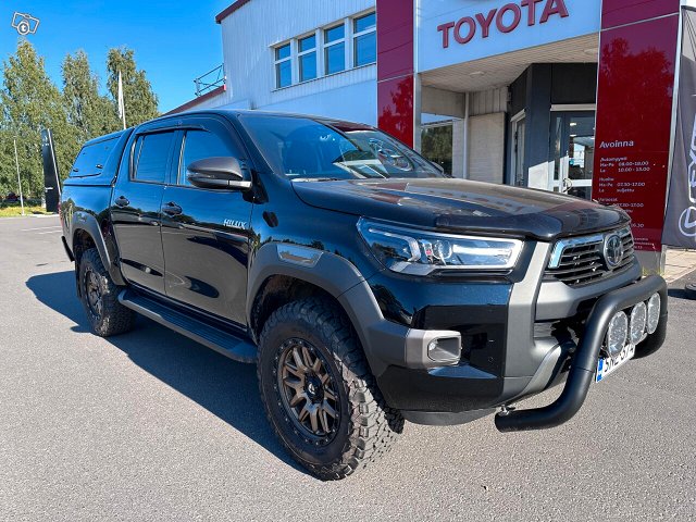 TOYOTA Hilux 1