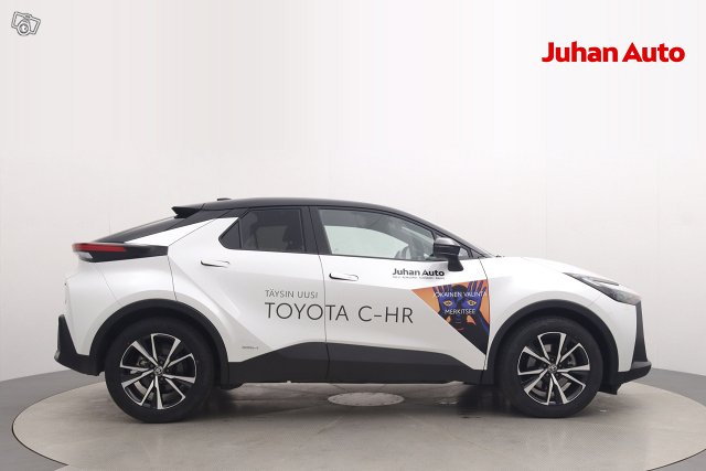 Toyota C-HR 2