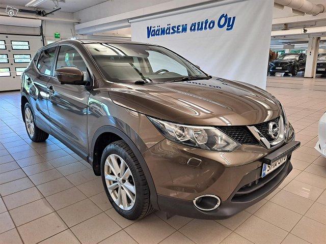 Nissan Qashqai 1