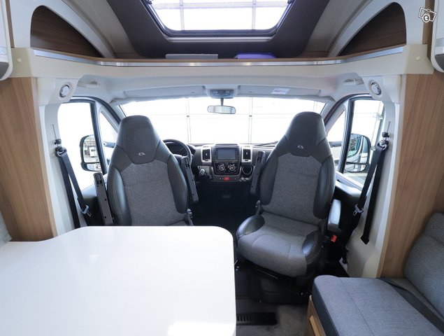 Adria MATRIX 670 SC J.EDITION 10