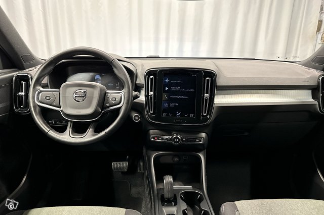 Volvo XC40 7