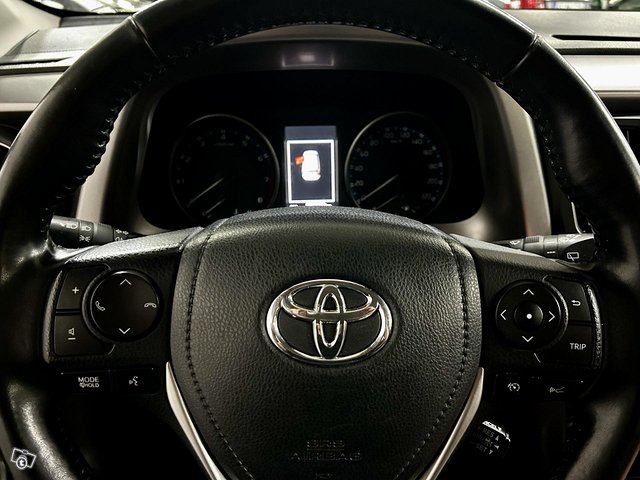 Toyota RAV4 9